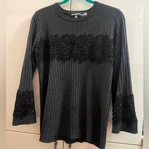 Karl Lagerfeld Women’s Lace Flower Black Knit Pullover Sweater Size S